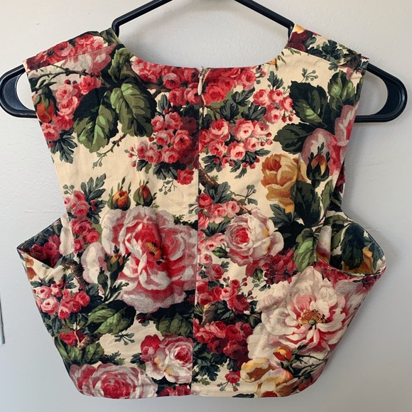Floral cropped top - Picture 2 of 3